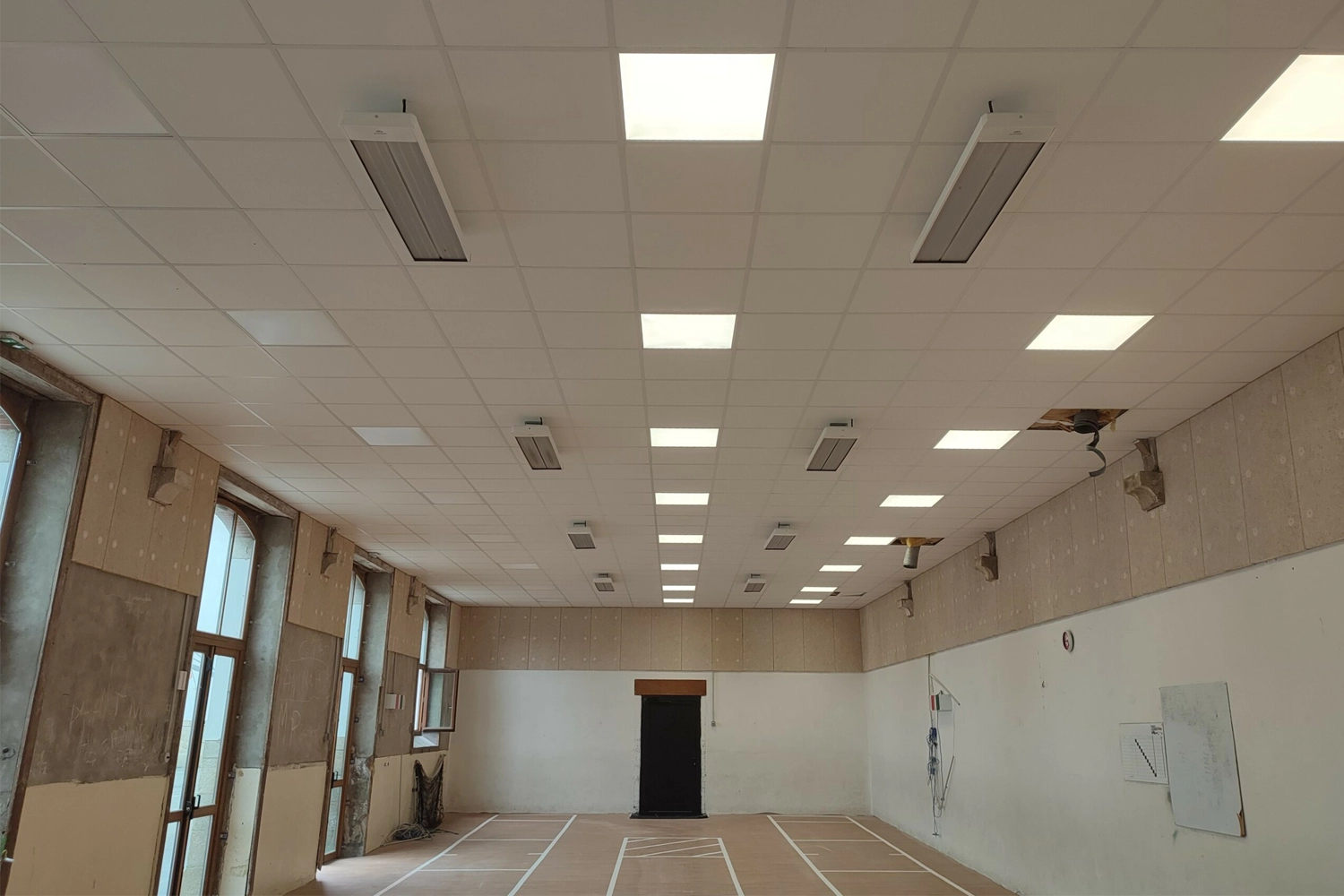 plafond suspendu réalisation le sourn habitat pontivy